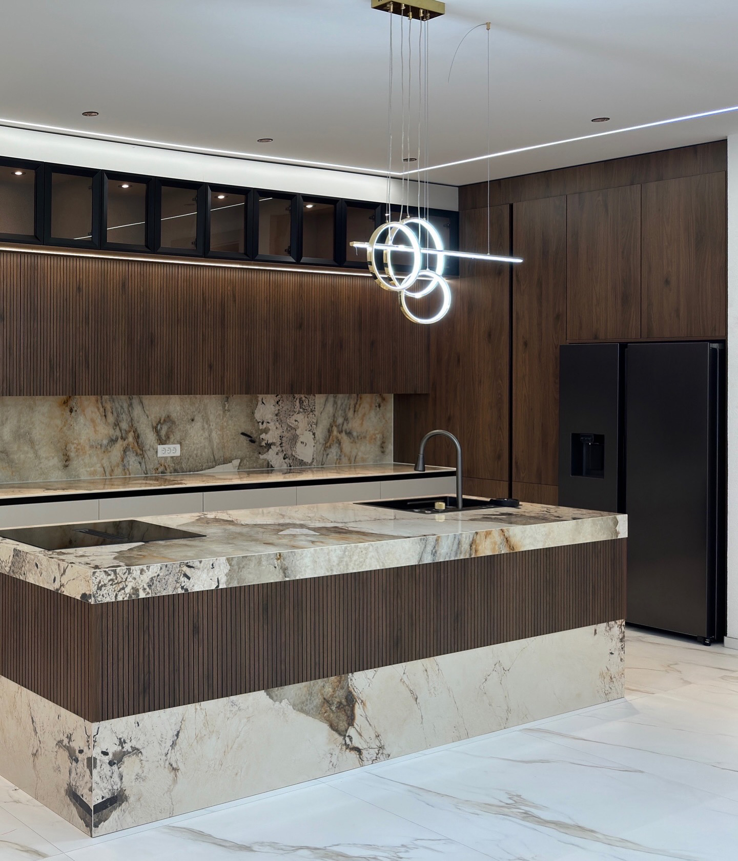 Luxury Kitchen 3